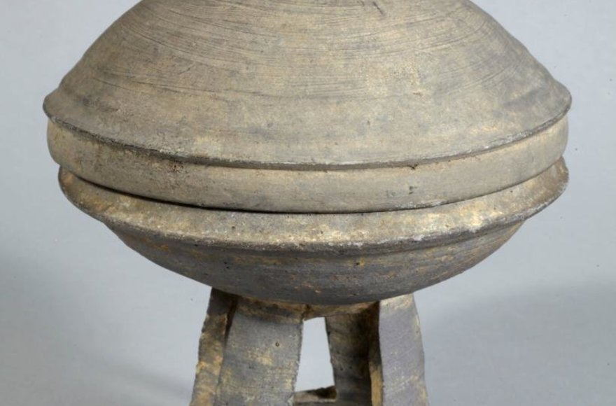 tomb-ceramics-from-koreas-three-kingdoms-period
